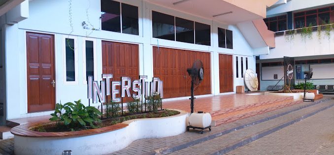 STIKOM InterStudi